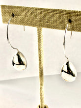 Load image into Gallery viewer, Sterling Silver Earring SE000012