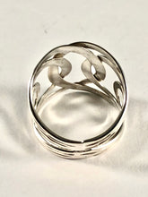 Load image into Gallery viewer, Sterling Silver Ring SR00014